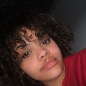 Meet your Posher, Jordyn